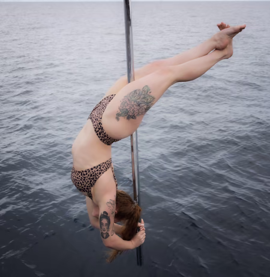 Hanging pole above the Atlantic
